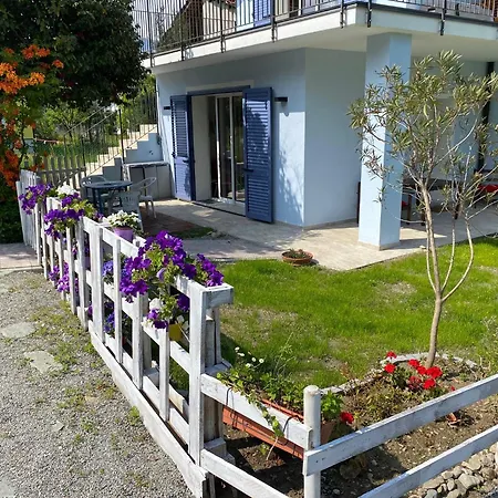 Carlotta Rossa - With Garden And Pool Ferienhaus Colico