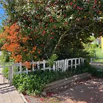 Carlotta Rossa - With Garden And Pool *