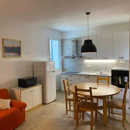 Carlotta Rossa - With Garden And Pool Tatil Evi *