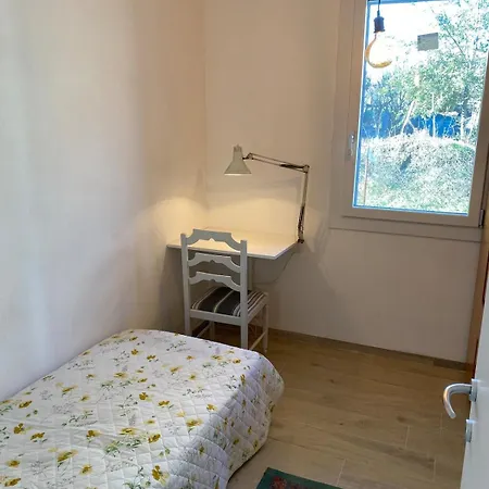 Carlotta Rossa - With Garden And Pool Tatil Evi Colico