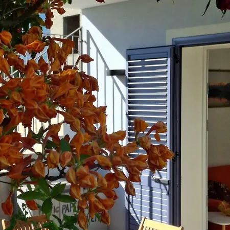 بيت للعطل Carlotta Rossa - With Garden And Pool كوليكو