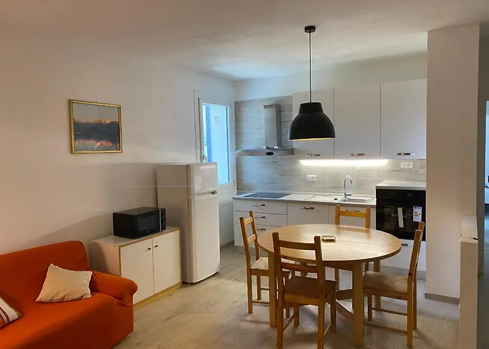 Carlotta Rossa - With Garden And Pool Σπίτι διακοπών *