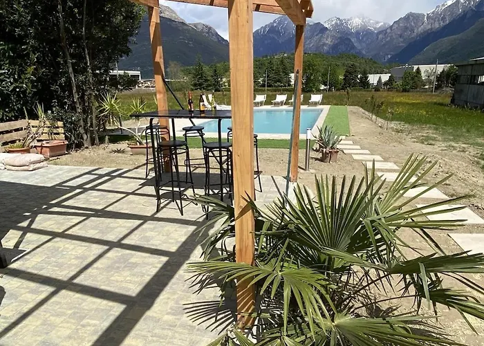 Nyaraló Carlotta Rossa - With Garden And Pool