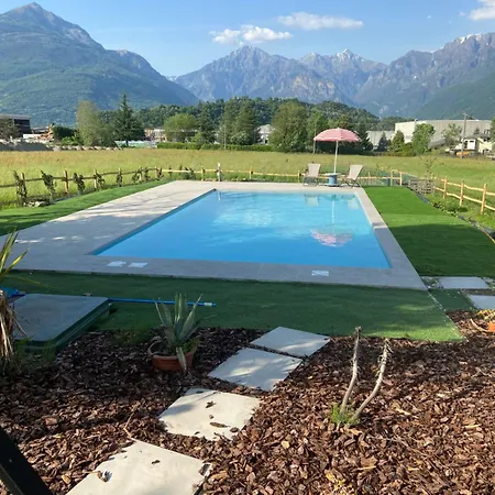 Сasa de vacaciones Carlotta Rossa - With Garden And Pool